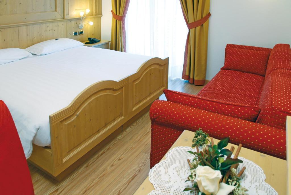 Hotel Gran Vacanze Rooms & Apartments ดิมาโร ภายนอก รูปภาพ