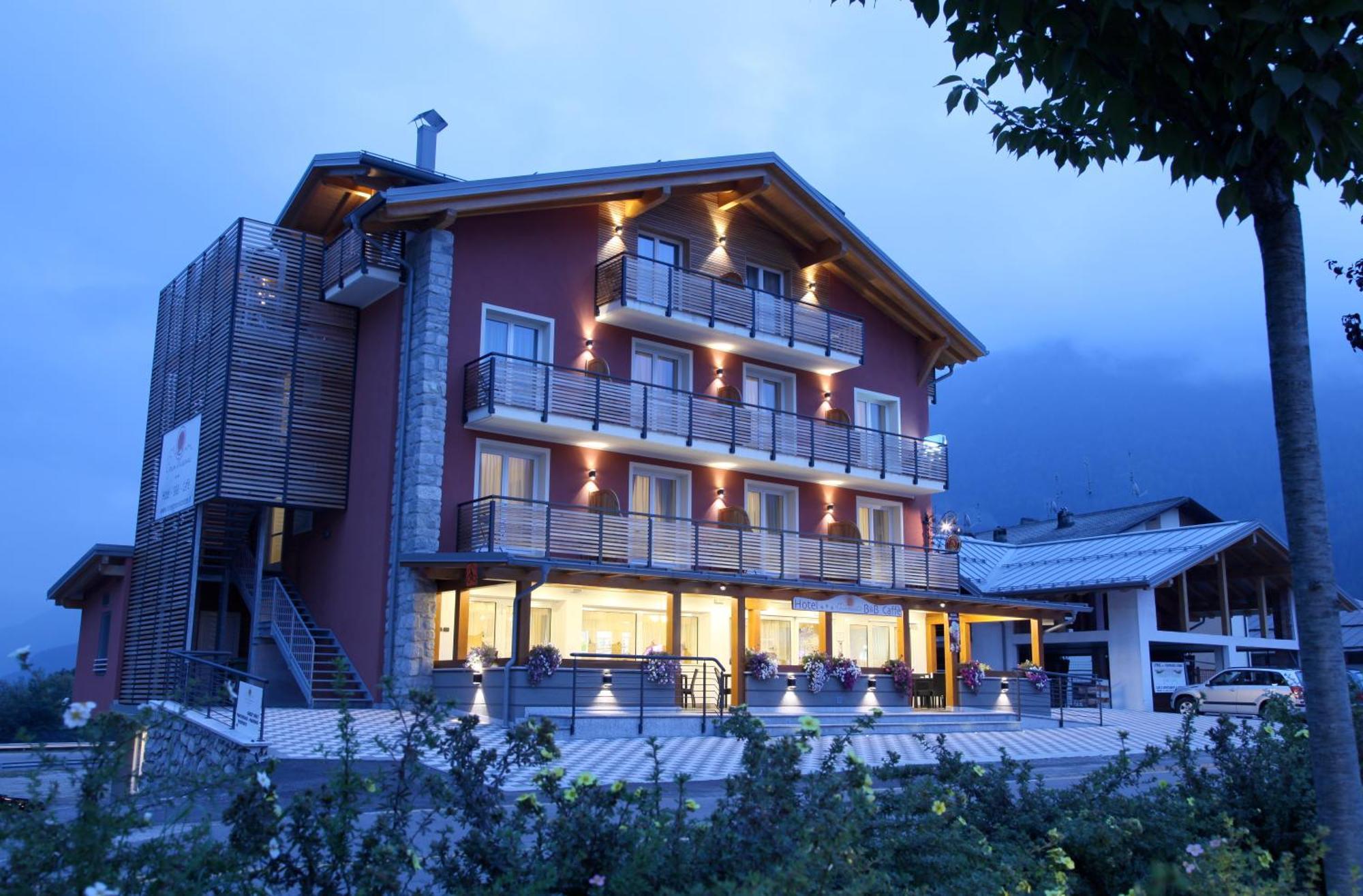 Hotel Gran Vacanze Rooms & Apartments ดิมาโร ภายนอก รูปภาพ